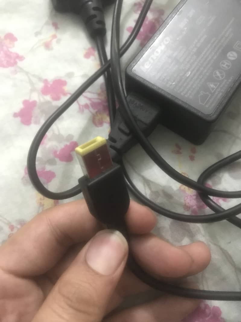 Charger for lenovo 1