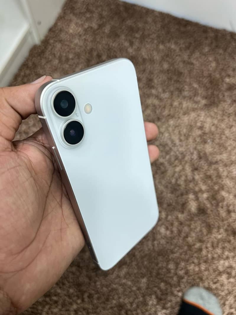 Selling iPhone XR 64GB – Converted to iPhone 16, 89%, JV– Great Price! 1