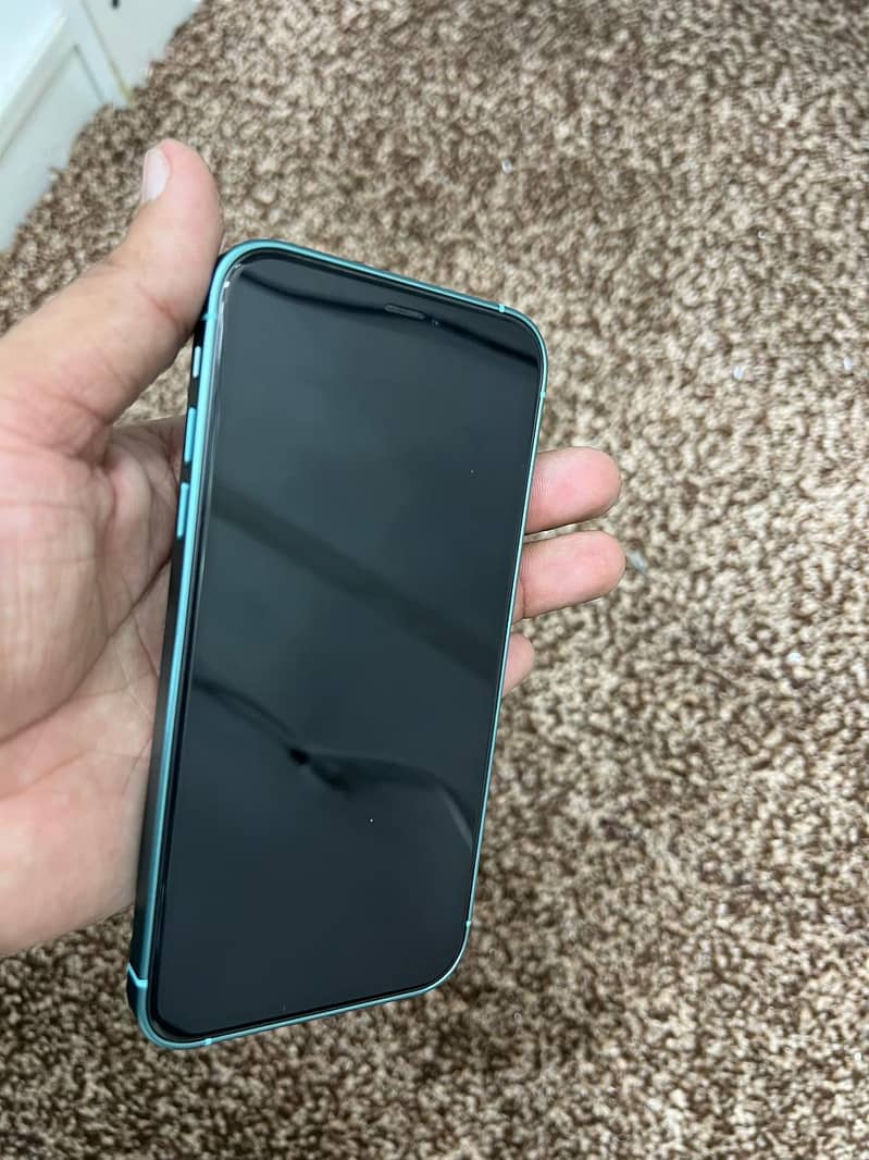 Selling iPhone XR 64GB – Converted to iPhone 16, 89%, JV– Great Price! 5