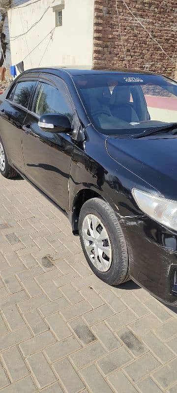 Toyota Corolla XLI 2014 3