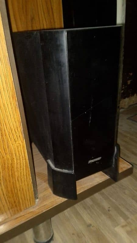 Pioneer original 5.2 theater speakers 2