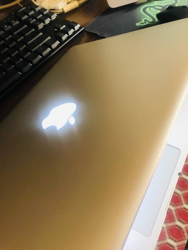 MACBOOK PRO 3