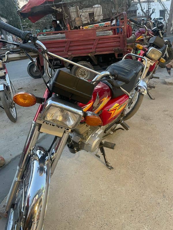 Honda 125 2021 4