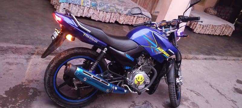 YBR 125 G 1