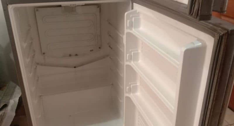 Refrigerator for Sale 4