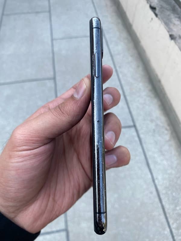 iPhone X 64gb PTA Approved 1