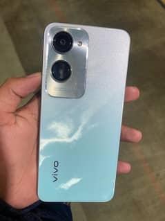 Vivo Y18