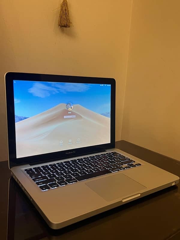 macbook pro 2011 early 2