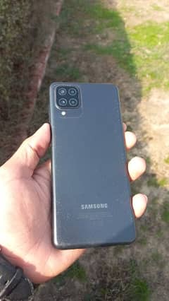 Samsung A12 one handed used 4/128gb