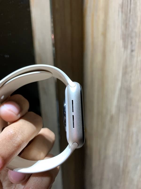 Apple watch SE 2 - New - 40mm 3