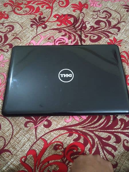 Dell Inspiron 5567 Core i5-7th Generation with 2 Gb Graphics Card 6