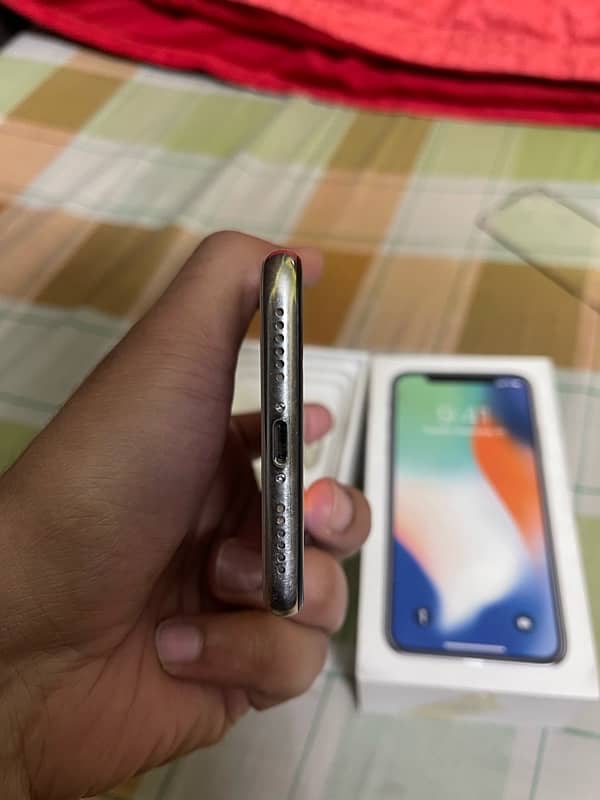 iphone X 64 GB PTA Approved 1