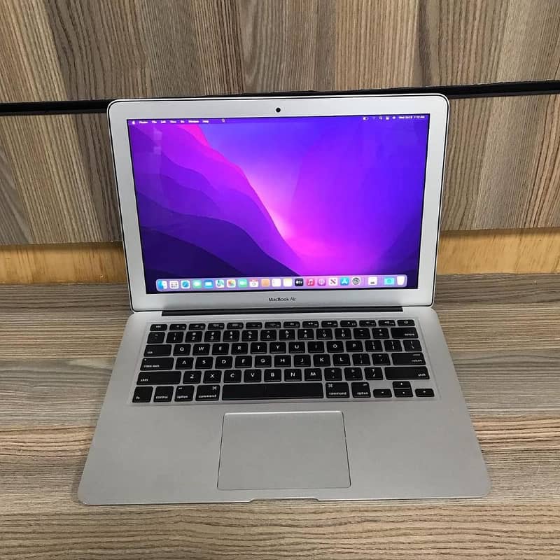 Macbook air 2015 13 inch 8/256 1