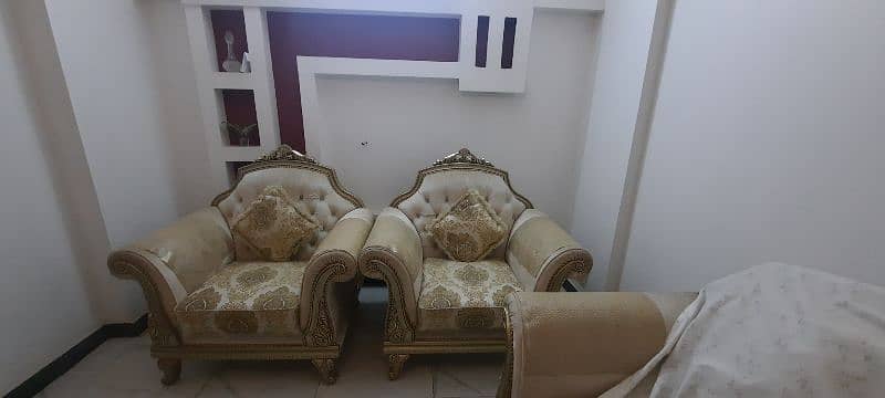 seven seater sofa along with centre table 1