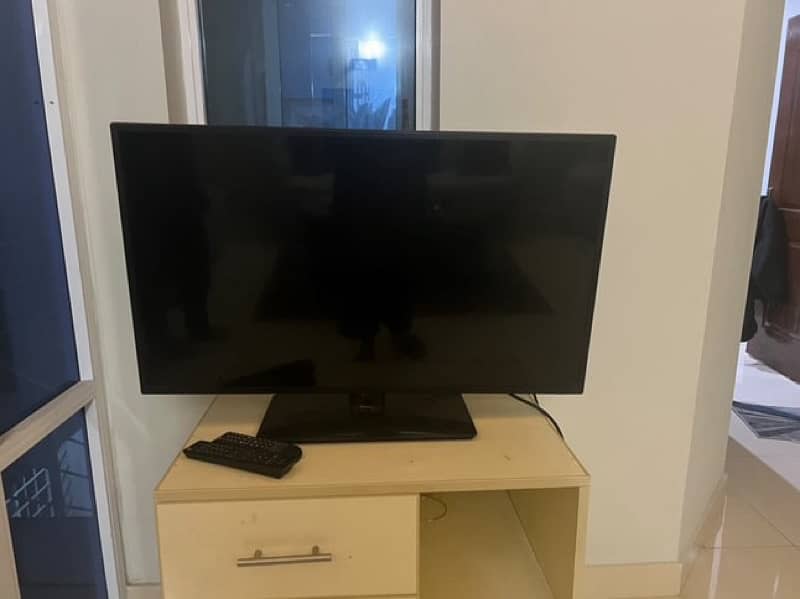 led 42 inches used but in a very good condition 0