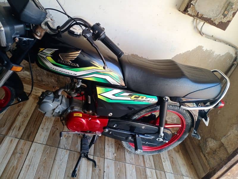 Honda CD 70 8