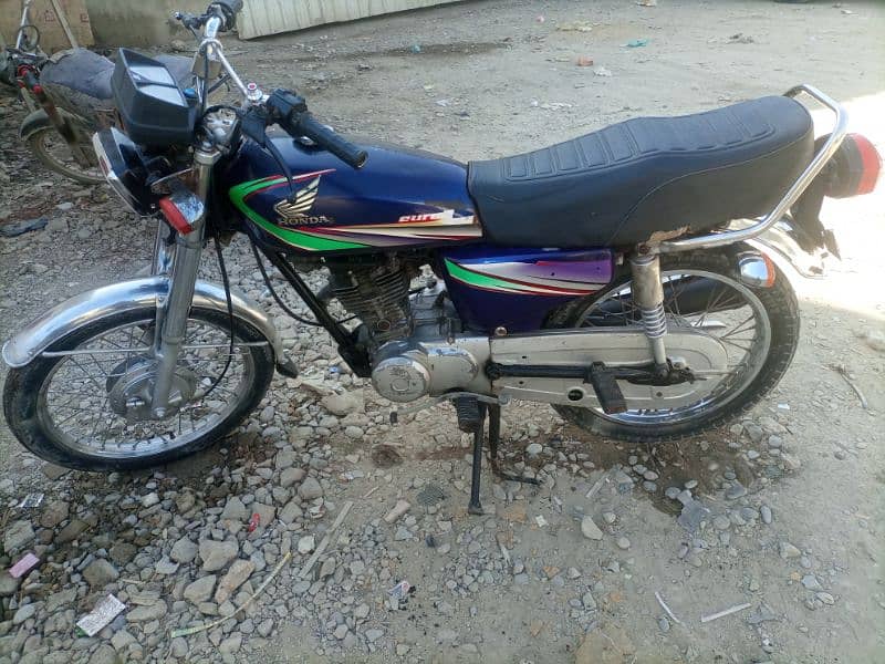 Honda 125 2014 Karachi number 1