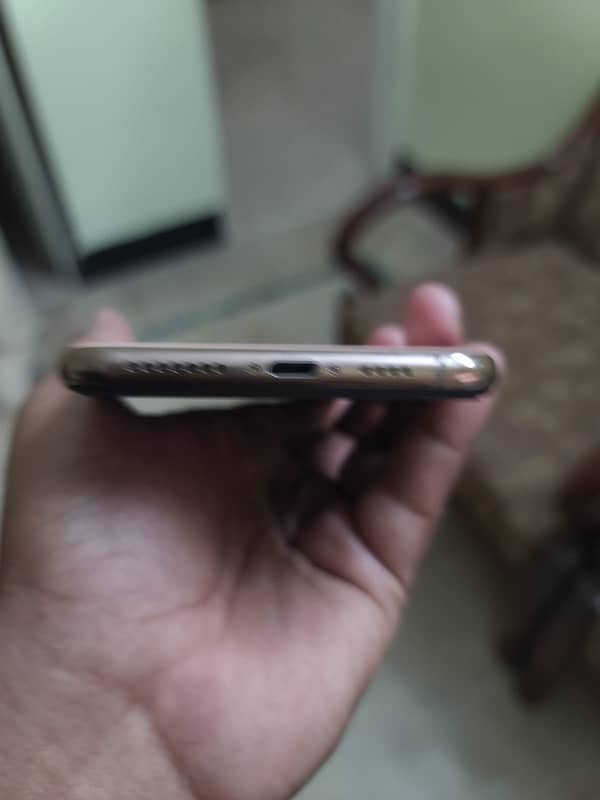 iPhone XSmax Golden clour non pta Jv 7