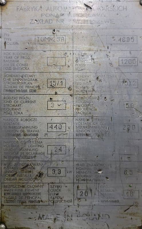 Lathe machine 6 Foot 9