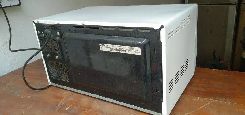 Samsung  microwave  oven 5