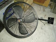 GFC Bracket Fan – Best Condition – Like New!