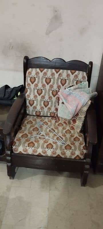 5 seater sofa set good condition 1