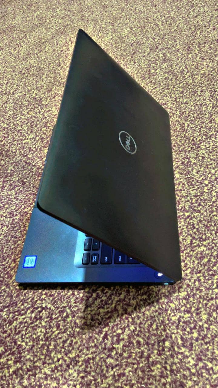 Dell i5 8gen 1