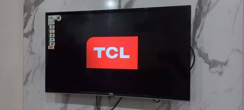 TCL led 32inch  10/10 condition 0