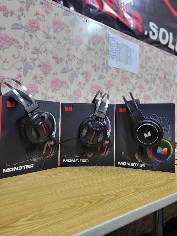 New headphone urgent sale 2