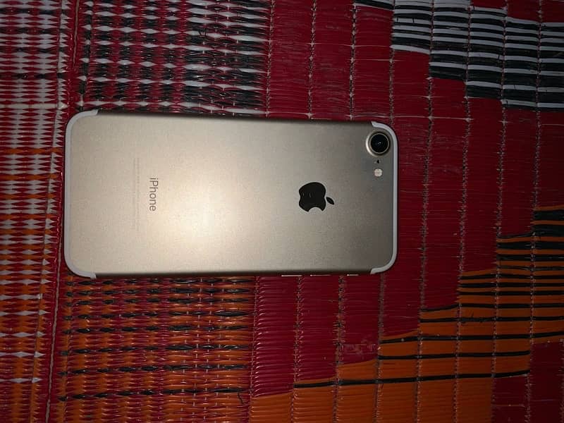 Iphone 7 128 gb pta approved 0