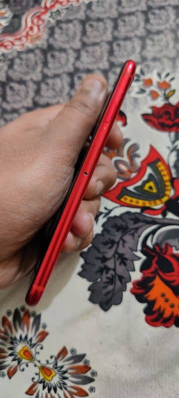 Apple iphone SE 2020 64 JV ReD 4