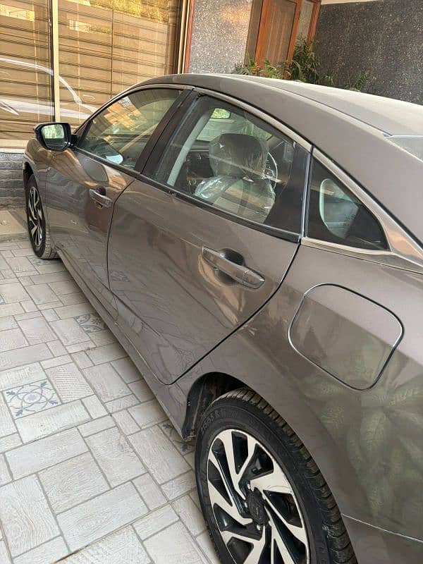 Honda City IVTEC 2018 4