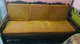 sheshum wood sofa