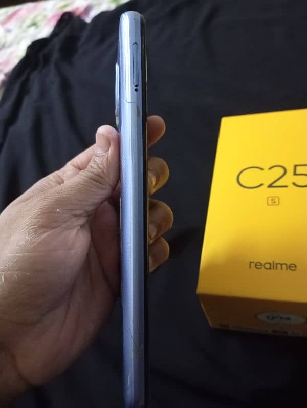 Realme C25s 5