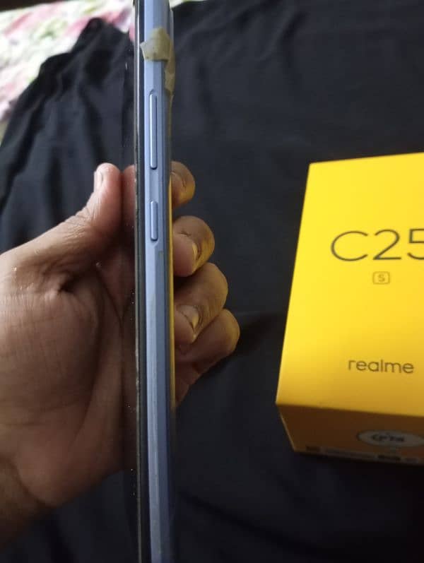 Realme C25s 6