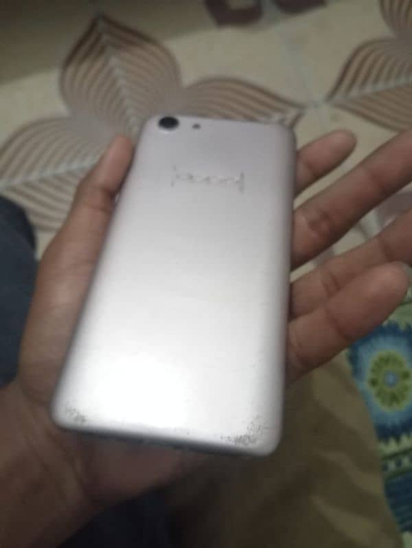 oppo A83 3