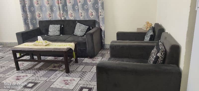 5 Seater Sofa 4