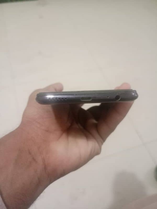 infinix hot 8 4GB ram 64 GB memory condition 10 by 9 0