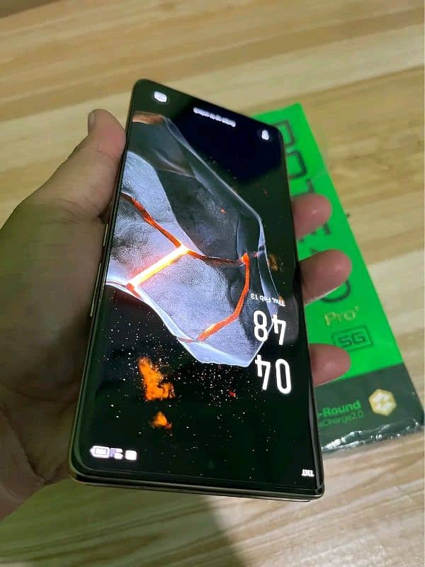 infinix note 40 Pro 12/256gb 03253982767 1