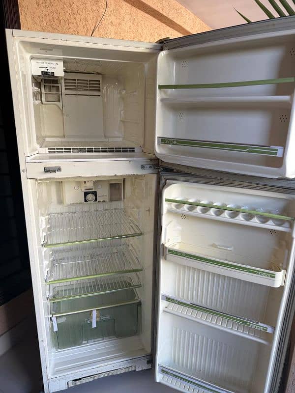 Fridge for sale 3