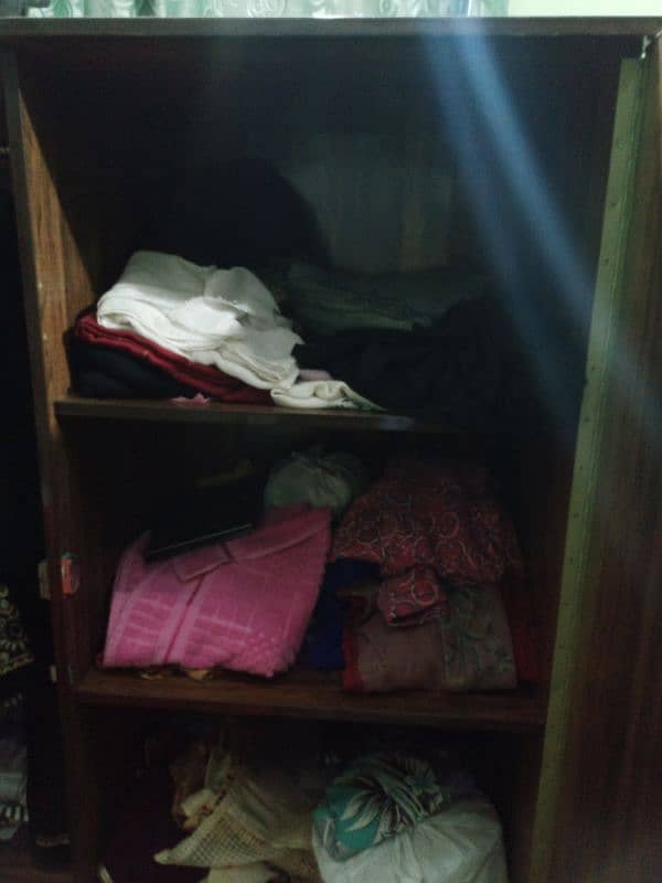 Wardrobe Cupboard ALMAARI.  6.5x4 feet 5