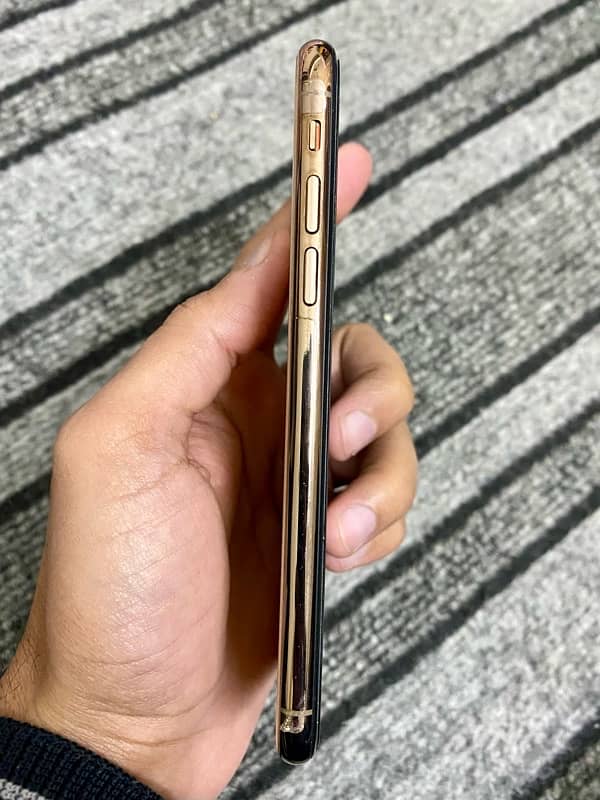 iPhone Xs - 256 gb (non PTA) 1