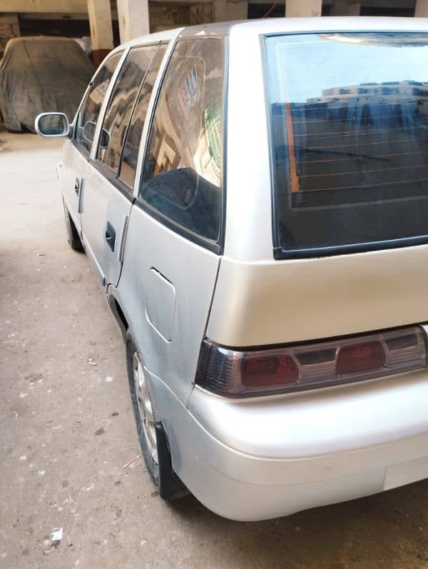 Suzuki Cultus 2016 10