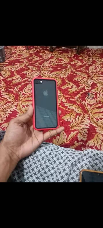 I phone 8 forsale urgent 3