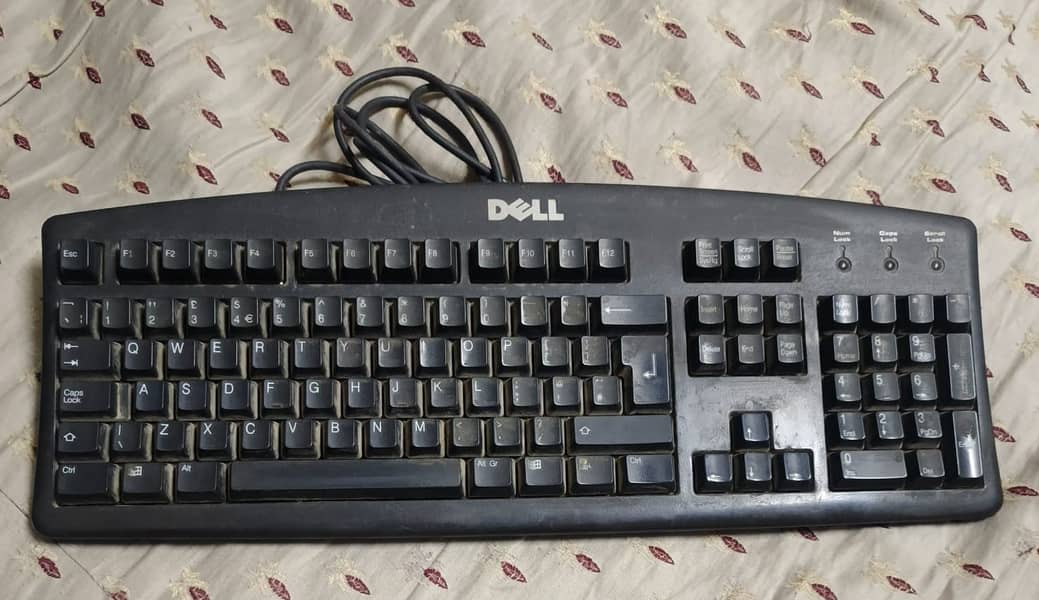 Dell Keyboard + USB to PS/2 Converter – 2 Le Lo, FREE Converter Pao! 2