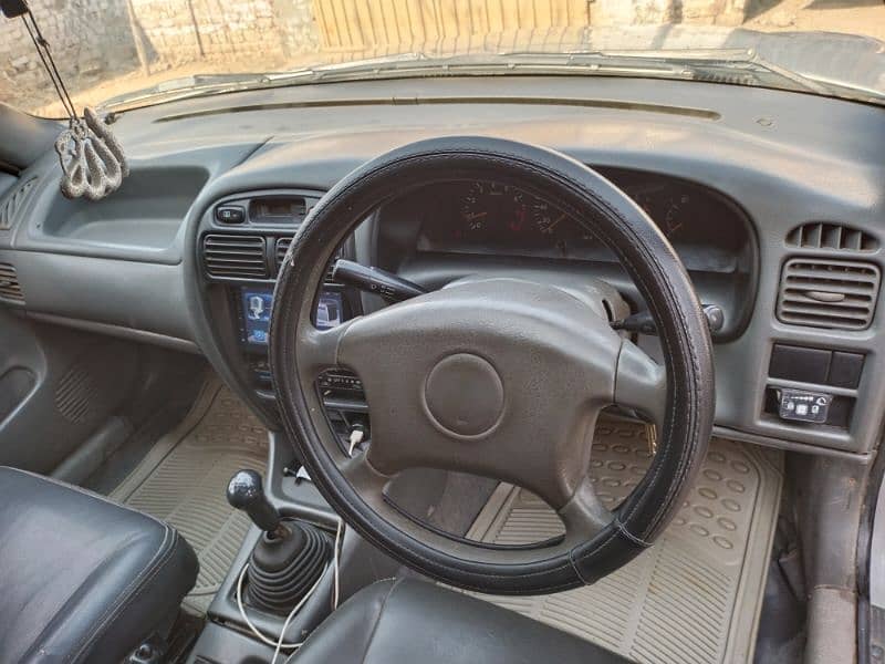 Suzuki Baleno 2005 10