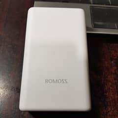 travel adopter romoss power bank