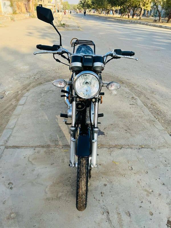 Suzuki GS150 for urgent sale 4