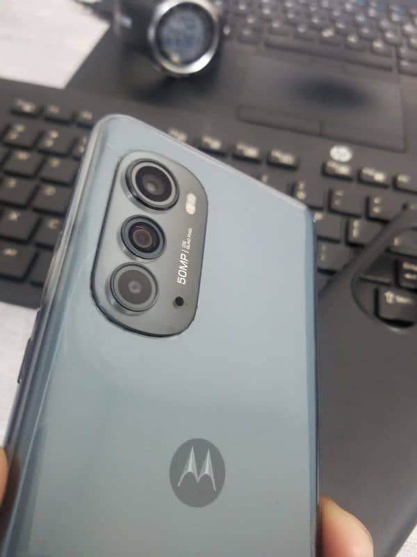 Moto Edge 2022 8/256 10/10 non PTA SIM will Work 1 months 0