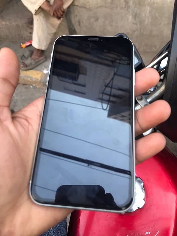 all ok non PTA jv iPhone XR  10 by 10 condition 1